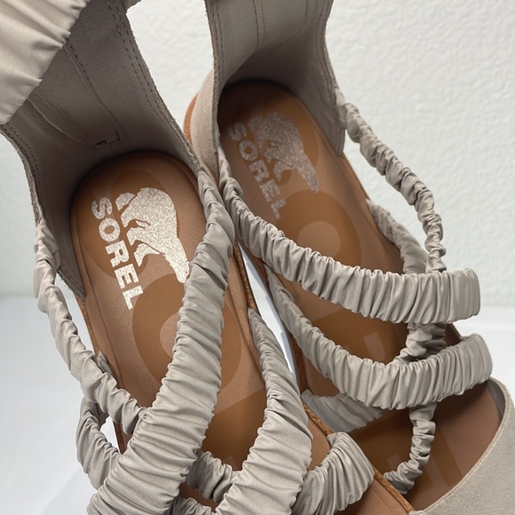 Sorel Women’s Ella II Ankle Strap Sandal EUC Size 9.5 Soft Taupe White - Picture 5 of 8